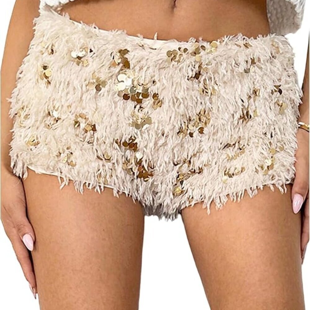 🤍✨ Cream Faux Fur Sequin Party Shorts | Size Medium | NWT ✨🤍